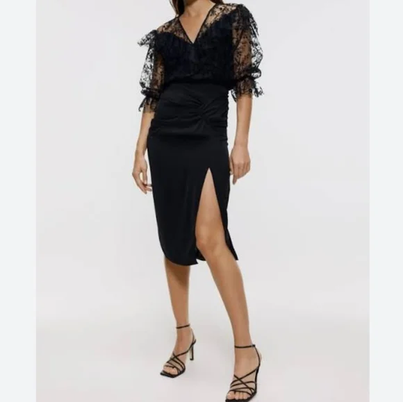 Zara Ruffled Tulle Floral Blouse - Picture 1 of 12